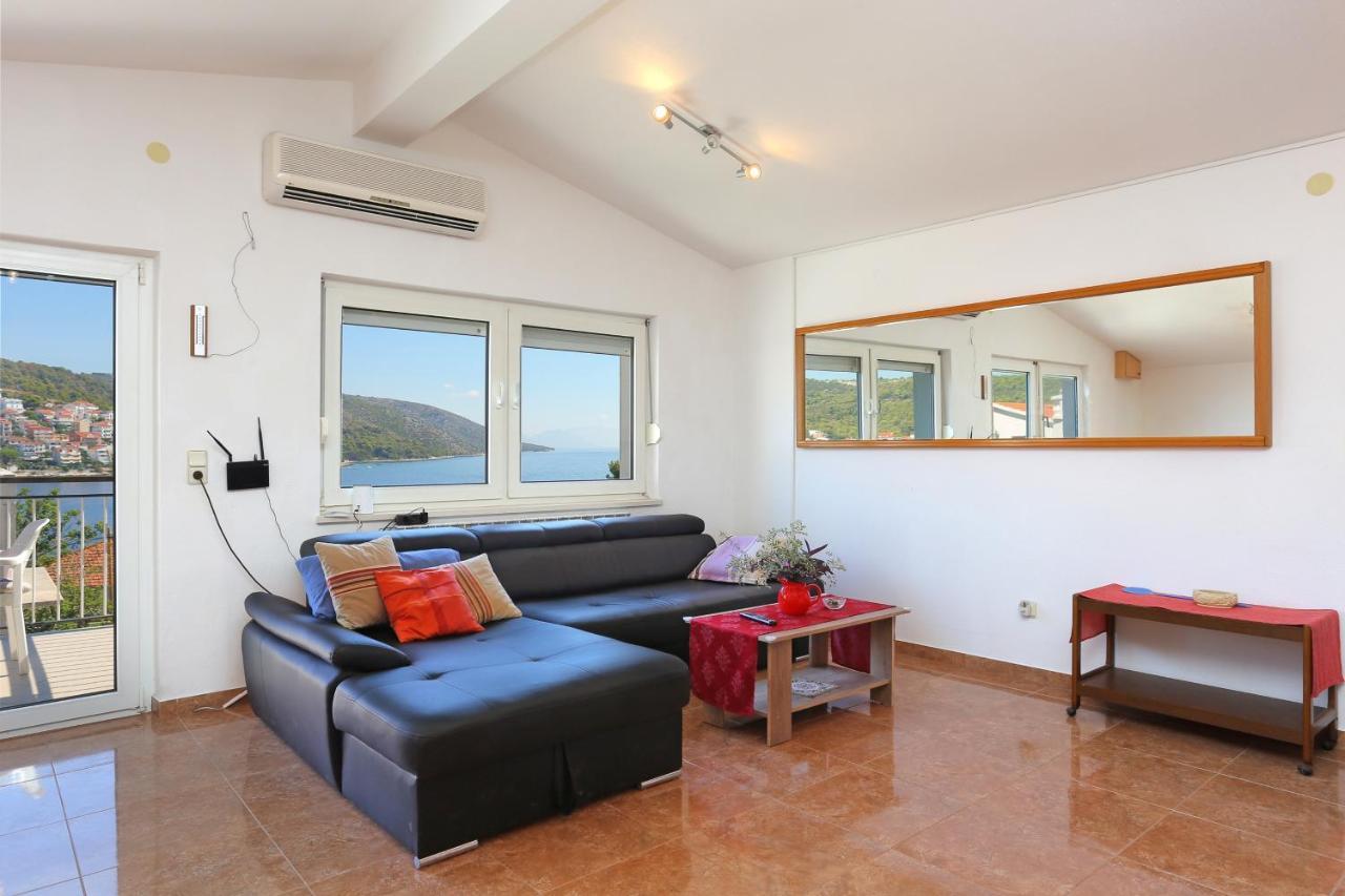 Apartments By The Sea Businci, Ciovo - 9450 Trogir Zewnętrze zdjęcie